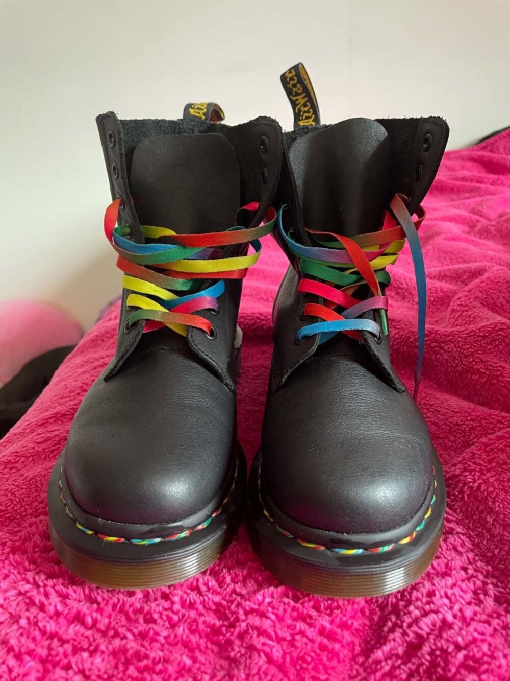 Dr. Martens Women Size 7